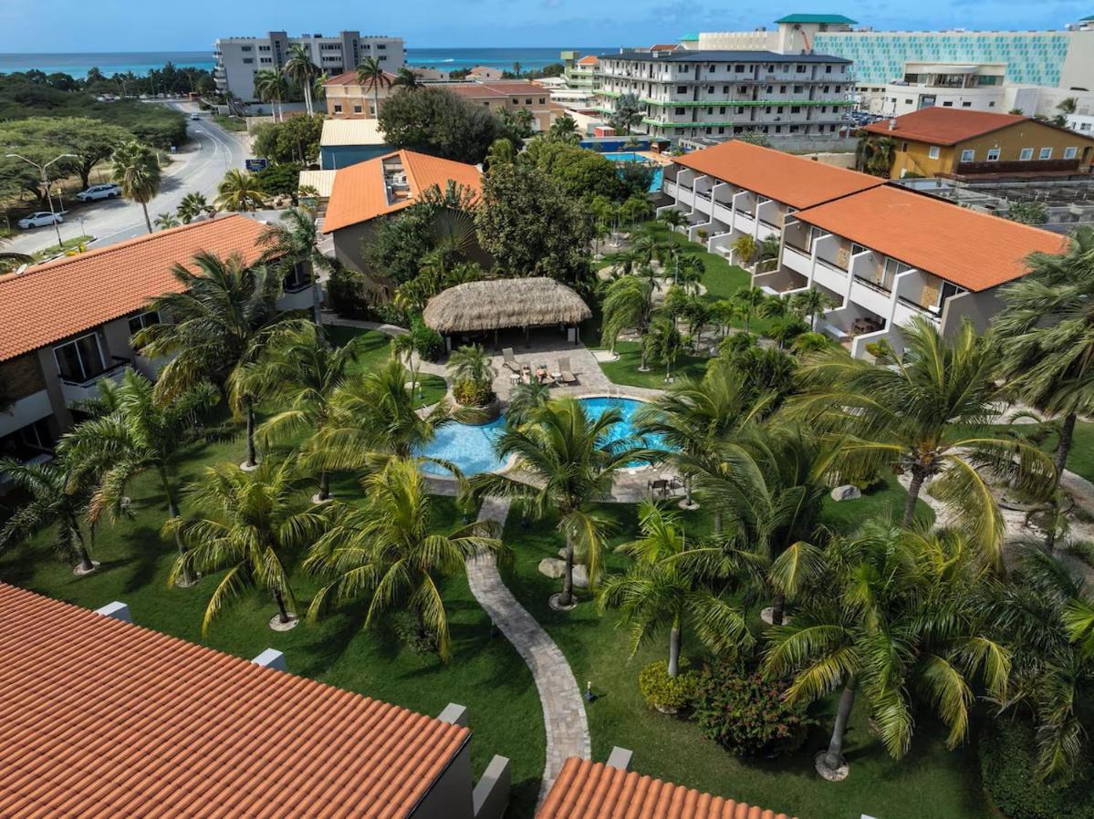 Eagle Beach Luxury House, Walking Distance To The Beach 棕榈滩 外观 照片