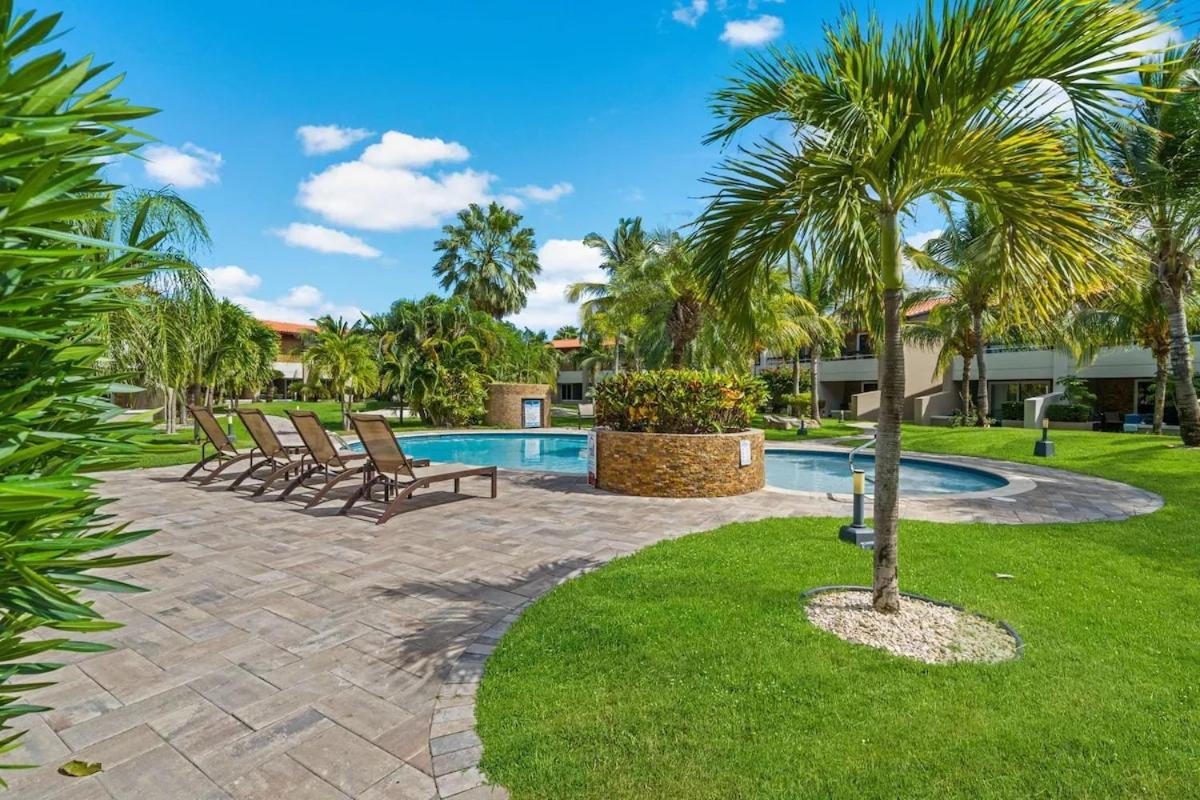 Eagle Beach Luxury House, Walking Distance To The Beach 棕榈滩 外观 照片