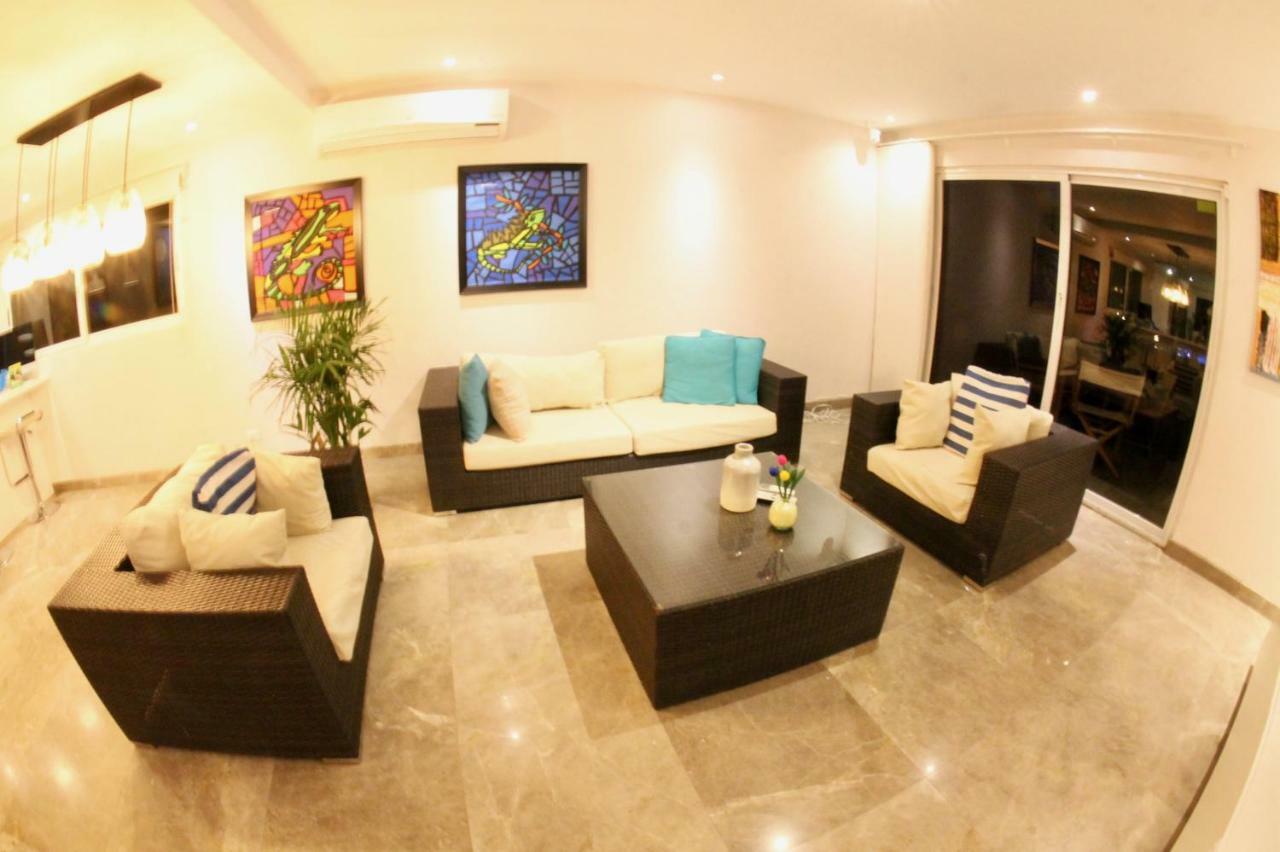 Eagle Beach Luxury House, Walking Distance To The Beach 棕榈滩 外观 照片